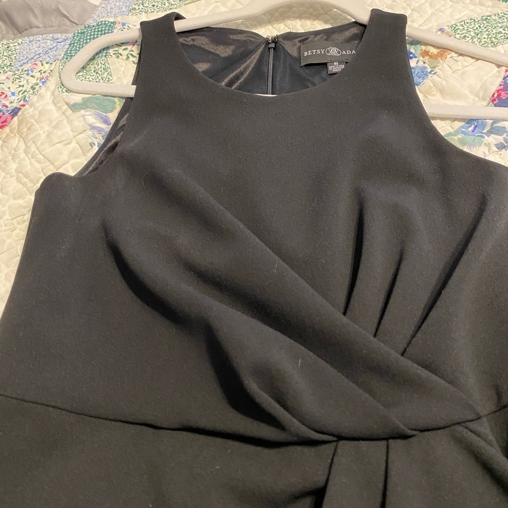 Betsy & Adam Trumpet Ruffle Gown - Picture 5 of 16